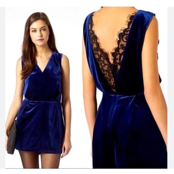 NWT! Topshop blue velvet romper. Size 6 - Picture 1 of 14